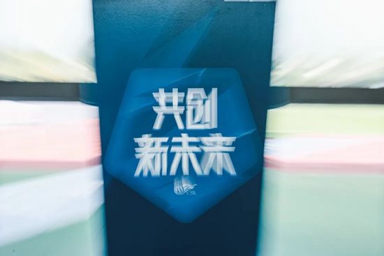 妄动的新婚夫妇